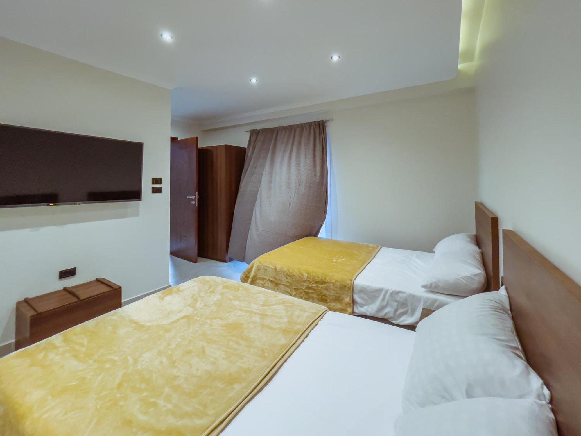 King Khufu Pyramids View Hotel Kafrat al Jabal Room photo